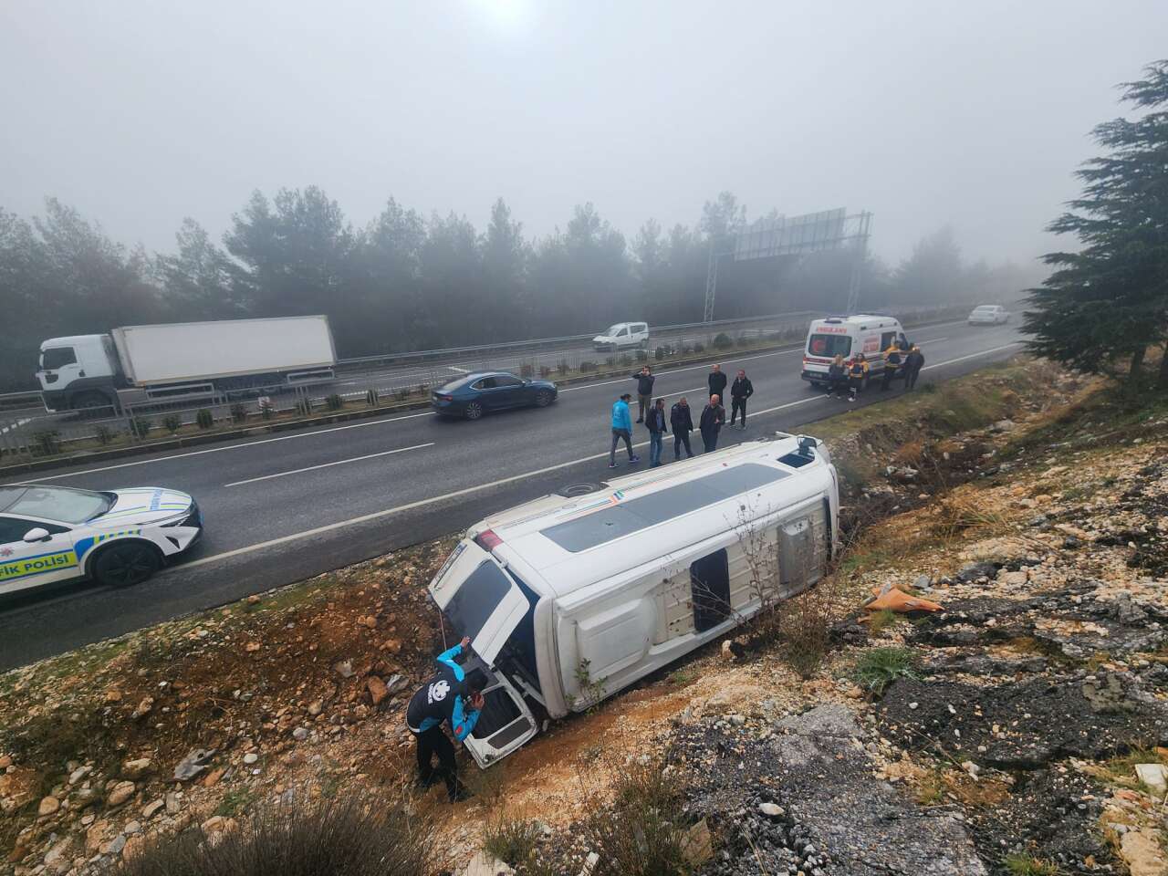 Muğla’da Sis Kazaya Neden Oldu: 13 Yaralı 6